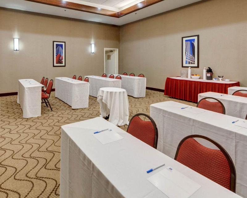 Holiday Inn Express & Suites Plano East - Richardson By Ihg Luaran gambar